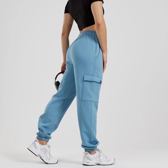 Women’s Best Comfort Cargo Joggers, Basalt, Medium - Picture 2 of 8